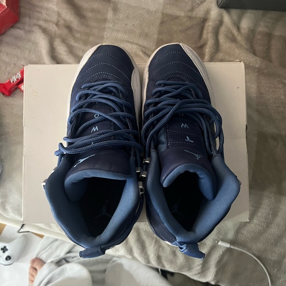 Jordan 12 Retro SE - Stone Blue says 6Y but converts to a women’s size 8 - Picture 5 of 6